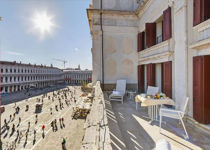 Canaletto Luxury Suites - San Marco Luxury
